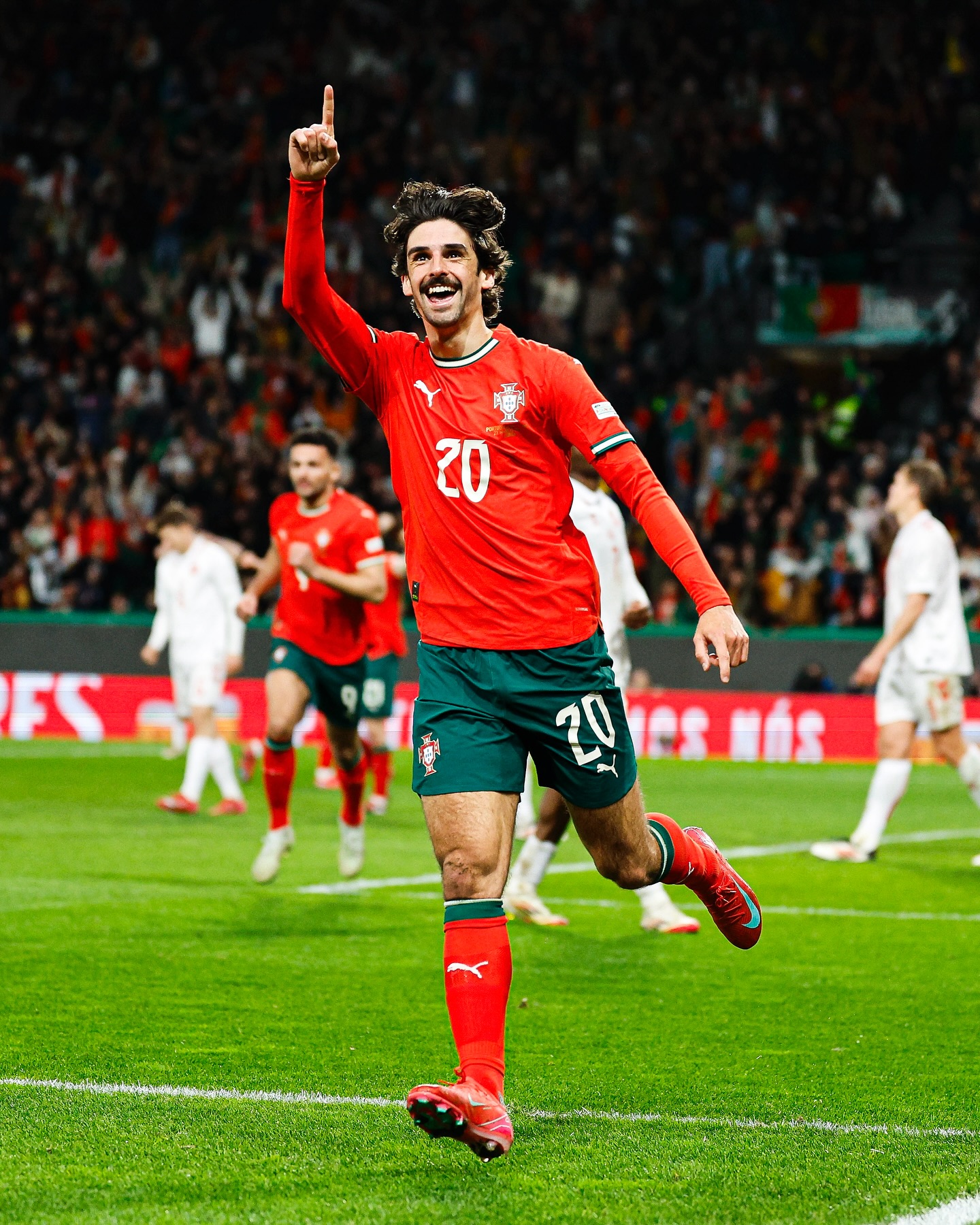 Portugal Pesta Gol ke Gawang Denmark! Menang 5-2, Ronaldo Cs Melaju ke Semifinal UEFA Nations League 2025