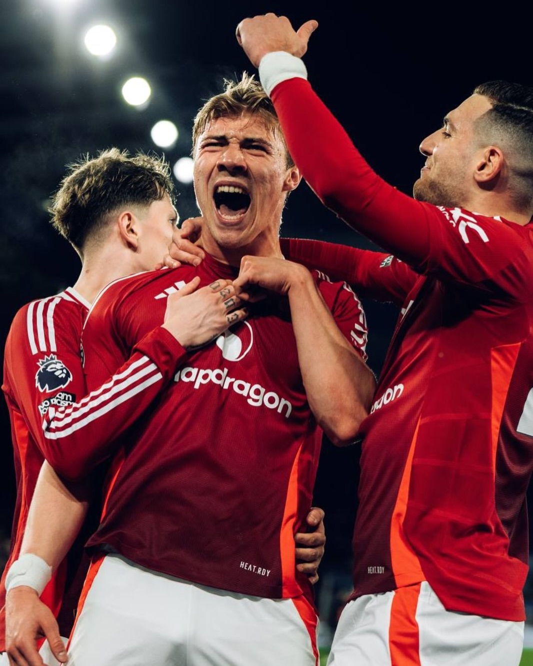 Manchester United Bungkam Leicester City