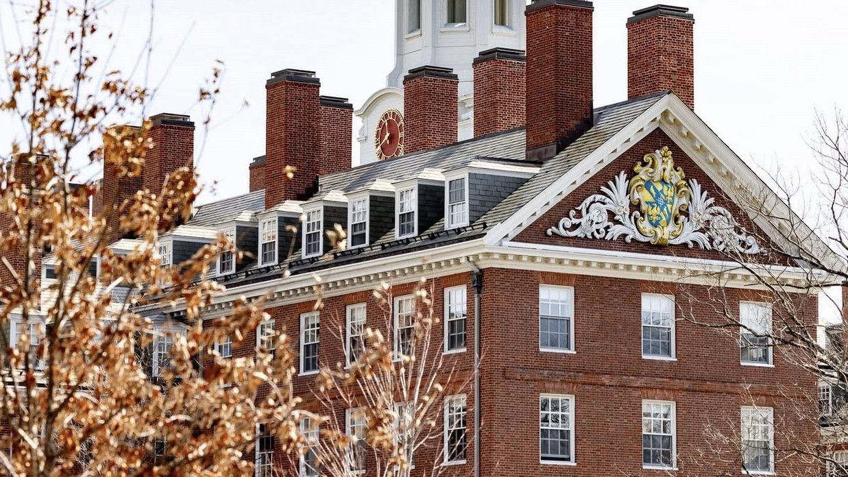 Presiden AS, Donald Trump Cabut Izin Belajar di Harvard Bagi Mahasiswa Asing, 6.800 Mahasiswa Luar Terancam Dipindahkan