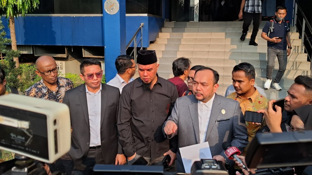 Ahmad Dhani Laporkan Lita Gading ke Polisi