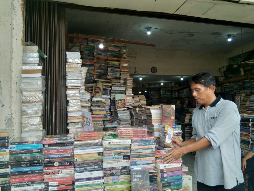 Potret Pasar Buku Legendaris Kwitang yang Kini Sepi Pengunjung